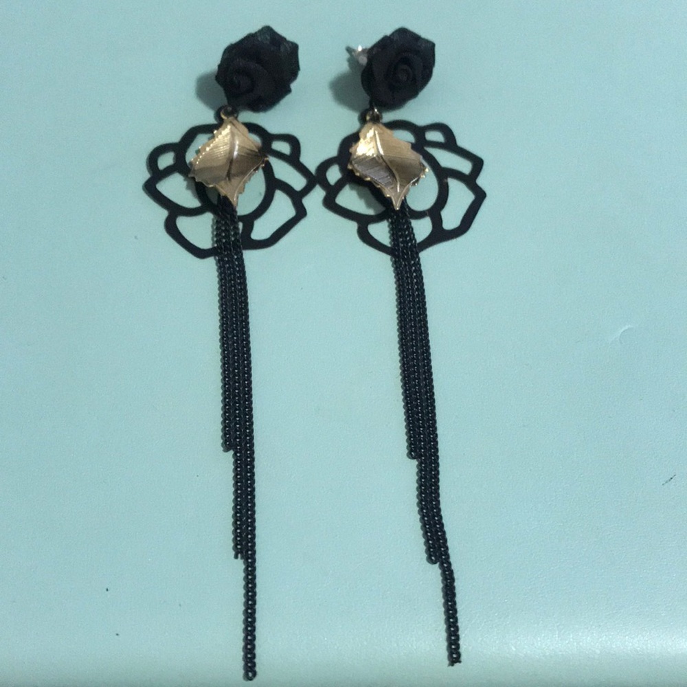Rose tassel earrings with gold leaves